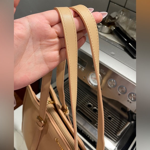 NWOT Lovevook Enamored Tan Laptop Tote Bag - Picture 8 of 10